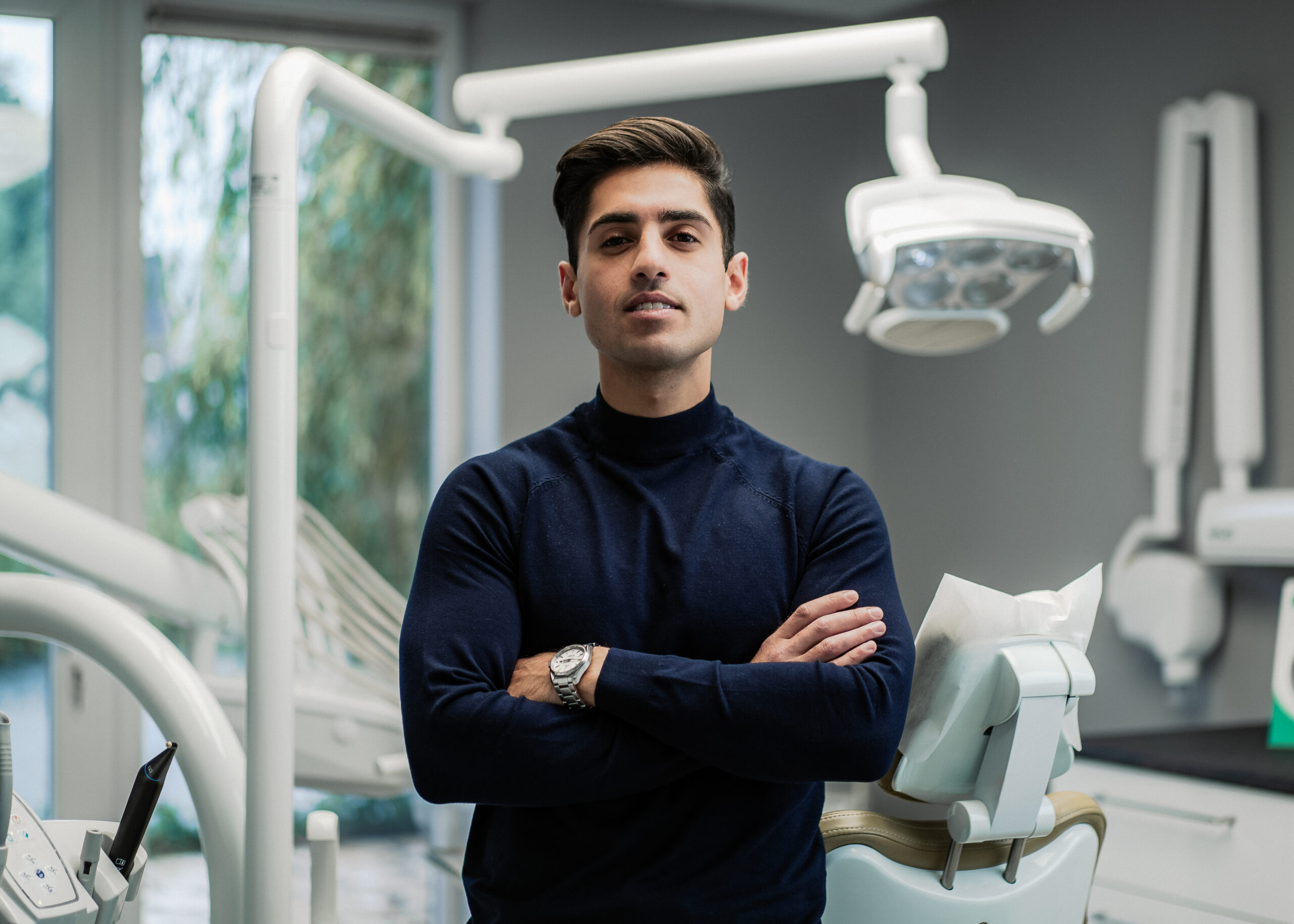 Drs. Farbod Sharifi